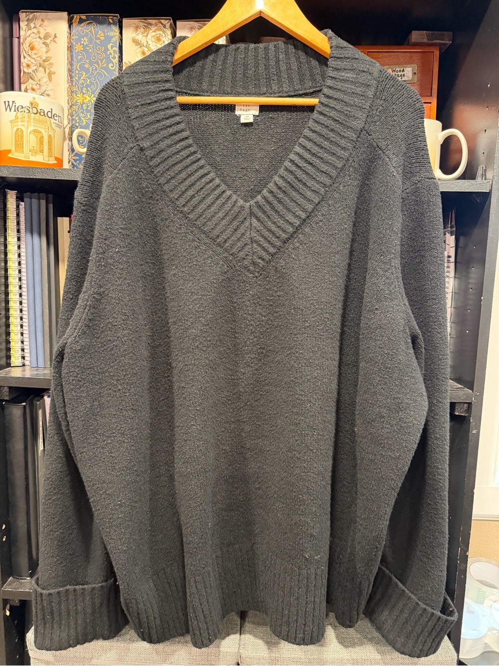 a new day Black V-Neck Chunky Knit Women's Sweater